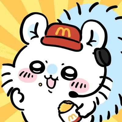 ファストフード店員の帽子をかぶって食べるモモンガのプロフィール画像